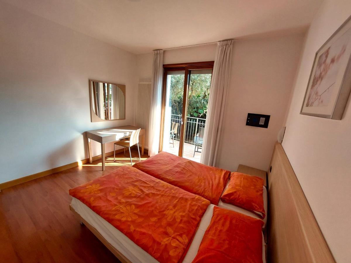 Villa Martina Torbole Sul Garda Bagian luar foto